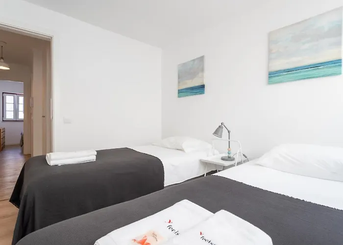 Flh Cozy House With Terrace Vakantiehuis