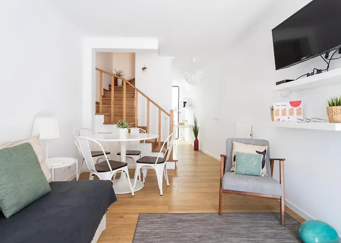 Vakantiehuis Flh Cozy House With Terrace *