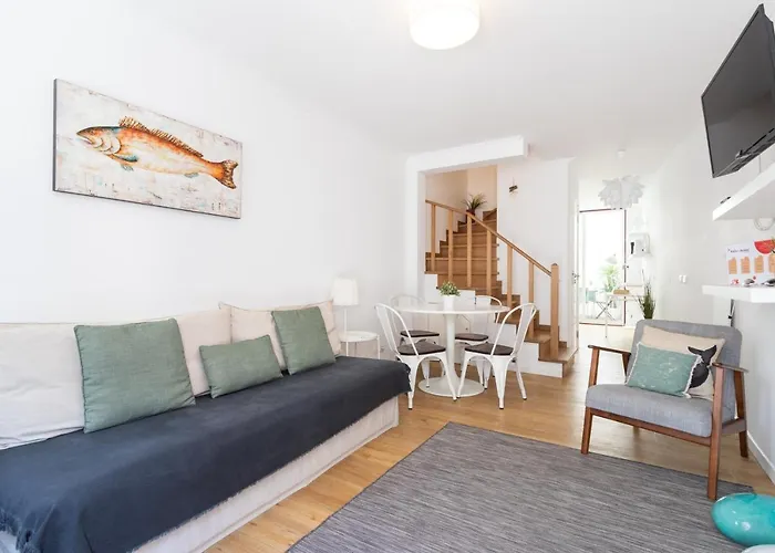 Vakantiehuis Flh Cozy House With Terrace