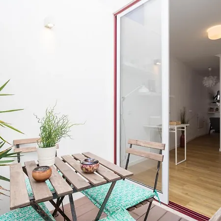 Flh Cozy House With Terrace Эрисейра