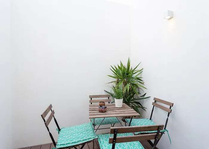 Flh Cozy House With Terrace 度假居 *